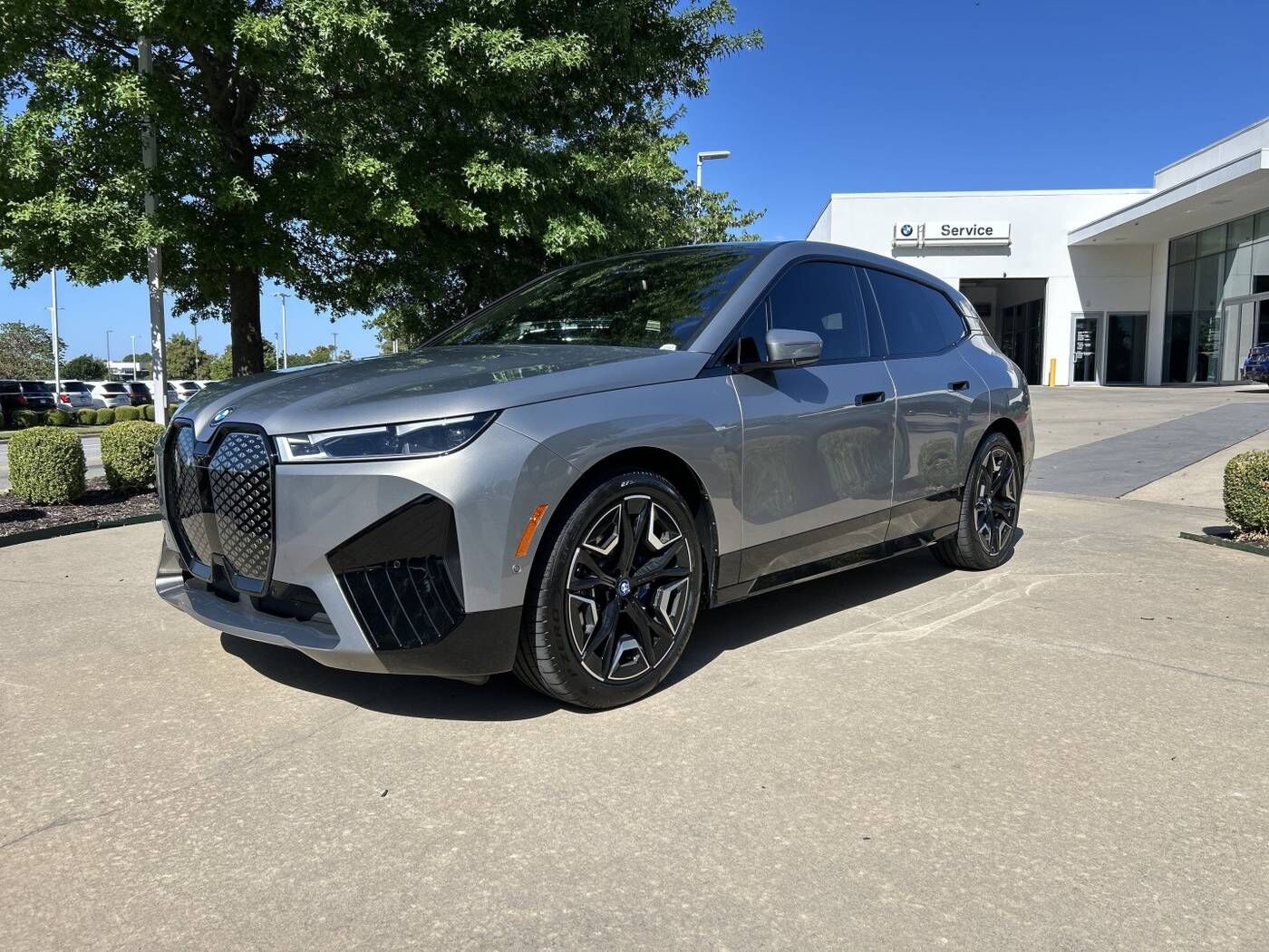 2023 BMW ix