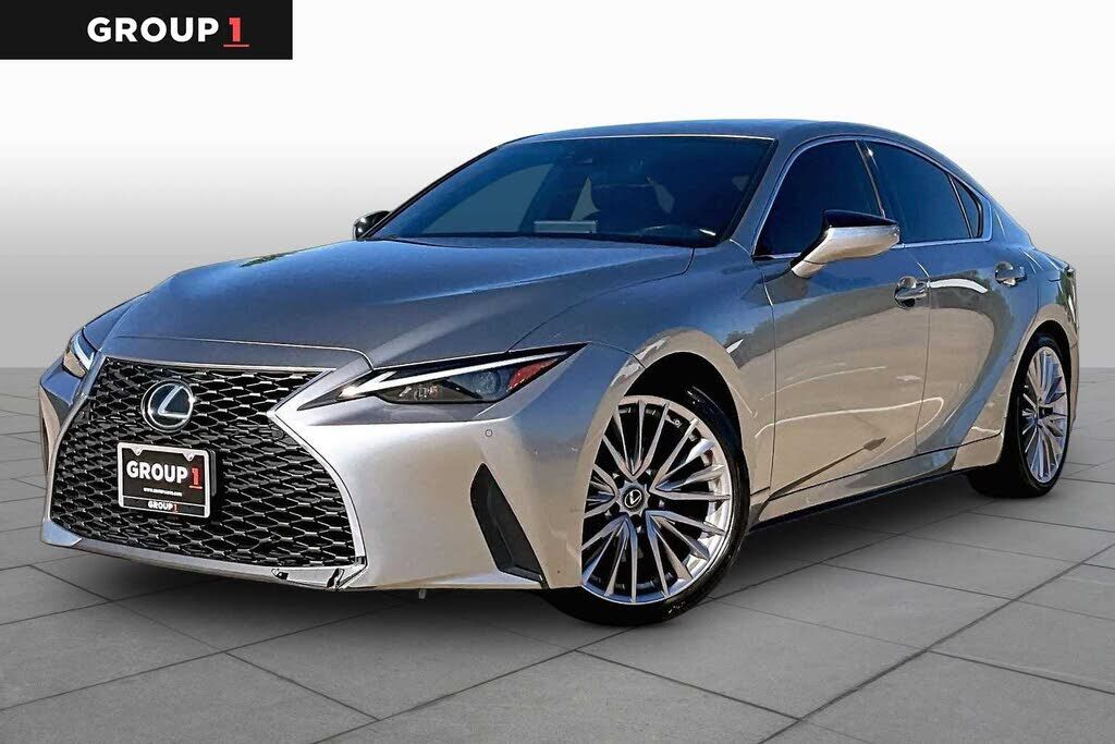 2023 LEXUS IS
