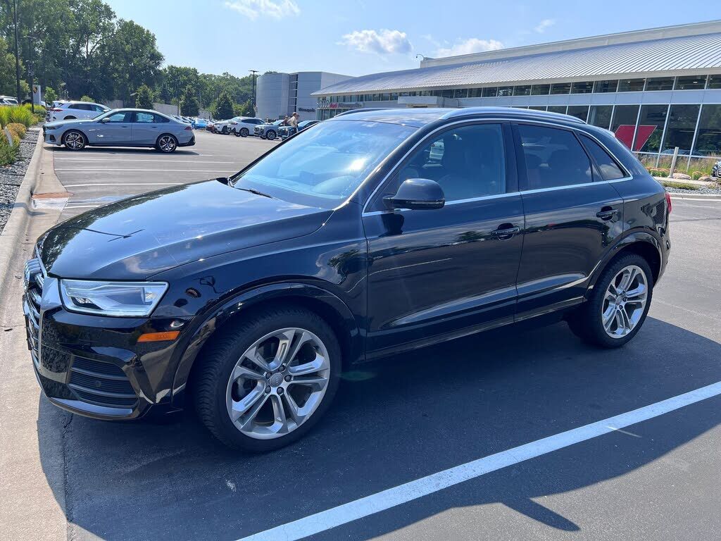 2016 AUDI Q3