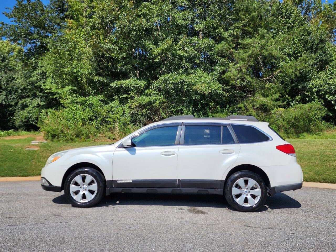2012 SUBARU Outback