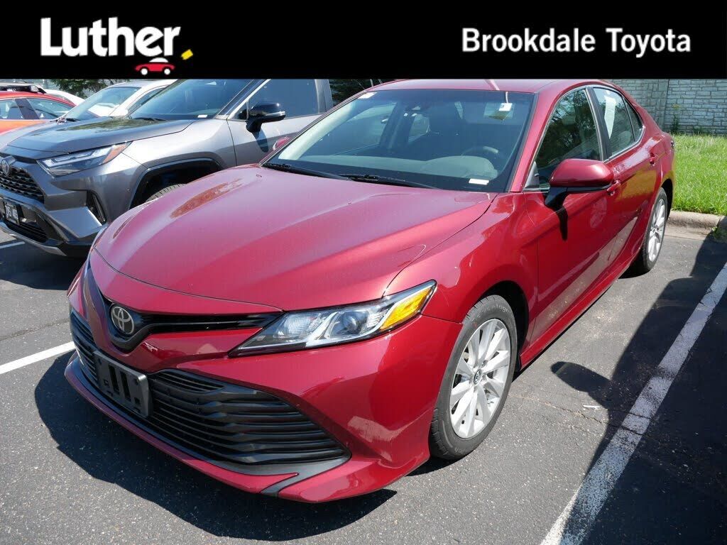 2018 TOYOTA Camry
