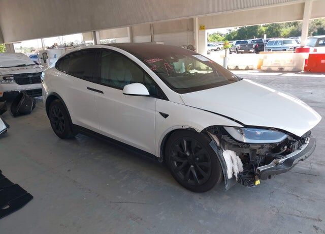2023 TESLA Model X