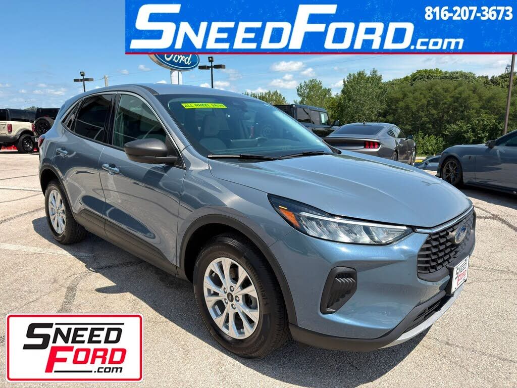 2024 FORD Escape