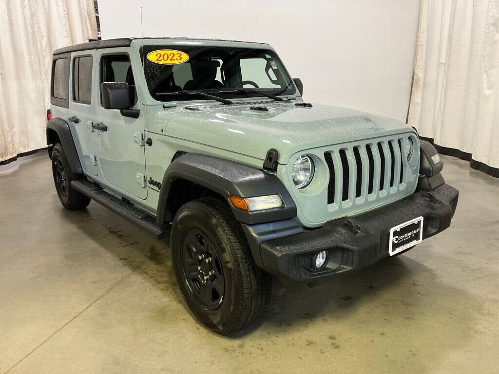 2023 JEEP Wrangler