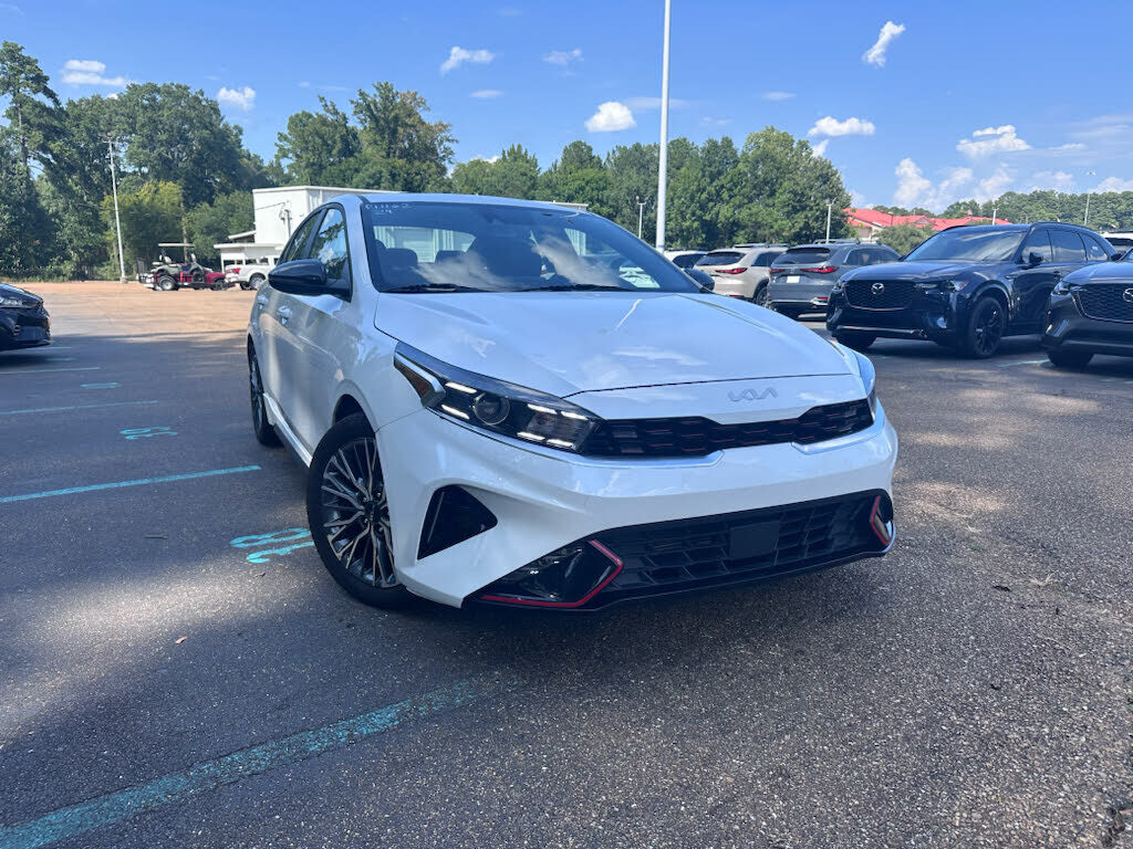 2024 KIA Forte