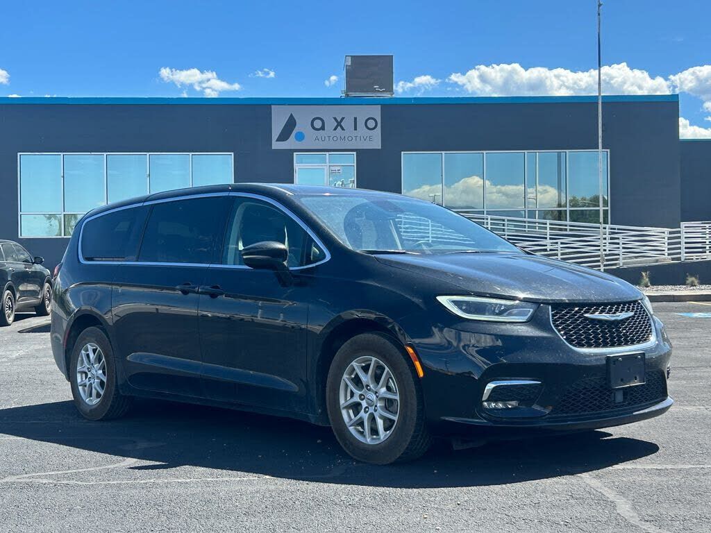 2024 CHRYSLER Pacifica