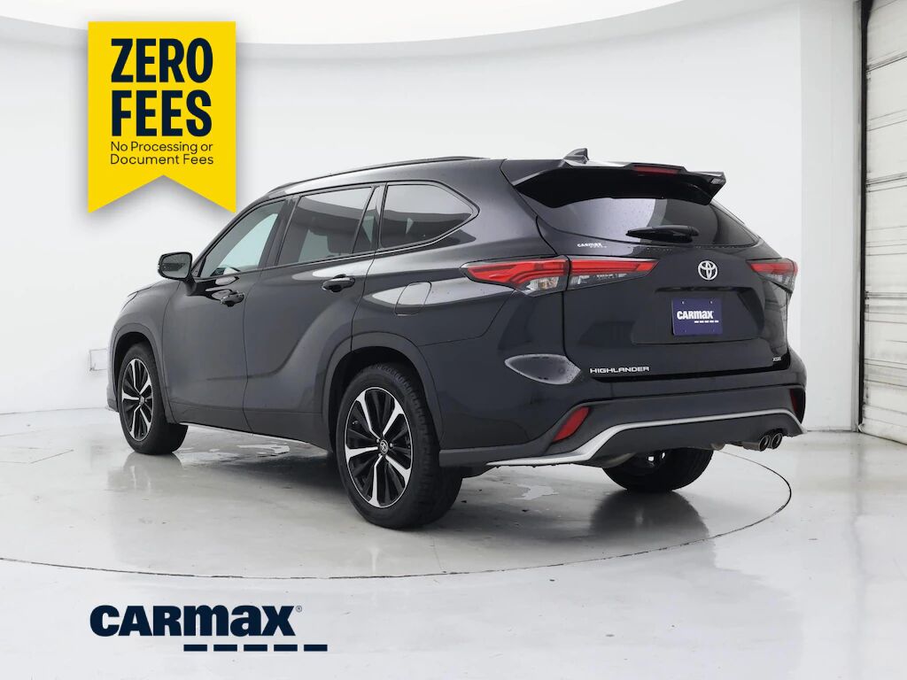 2022 TOYOTA Highlander