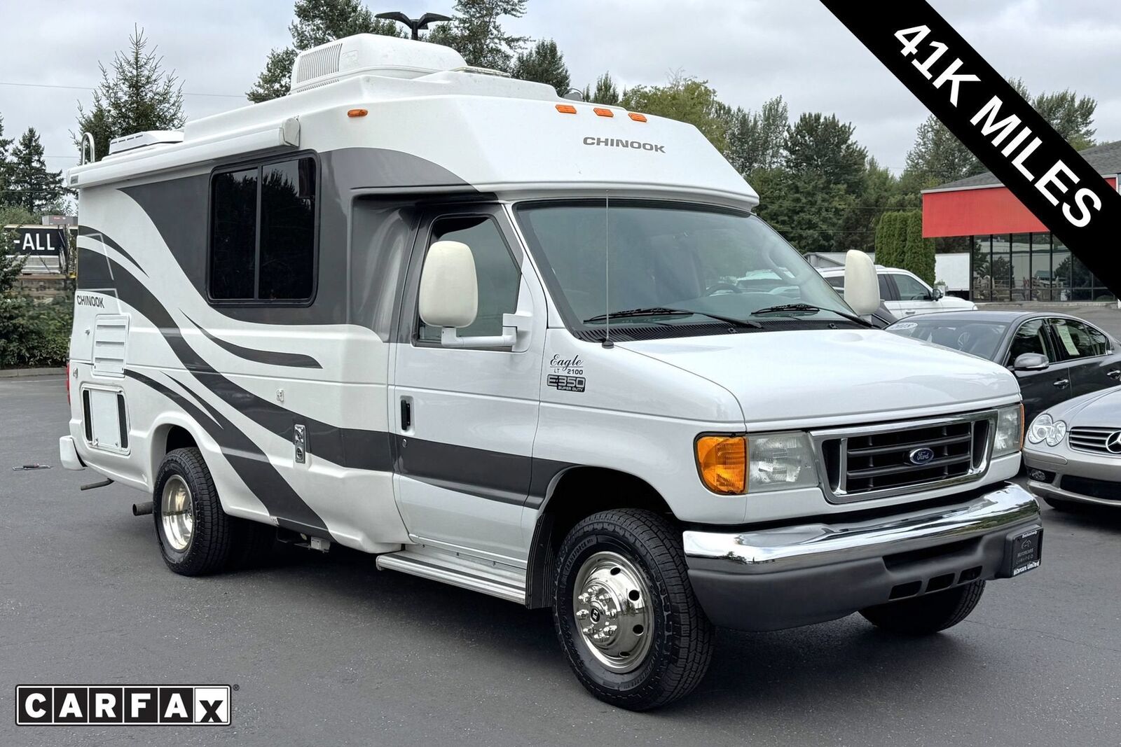 2004 FORD E-350