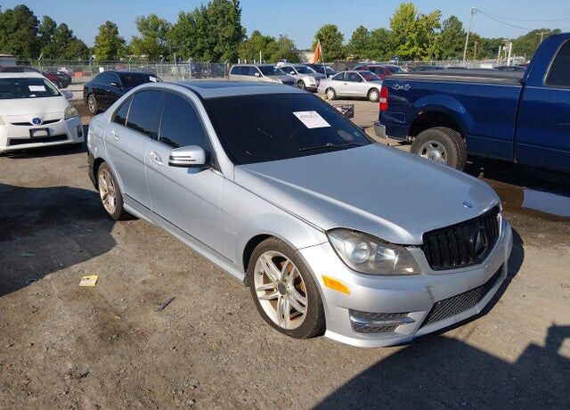 2012 MERCEDES-BENZ C-Class