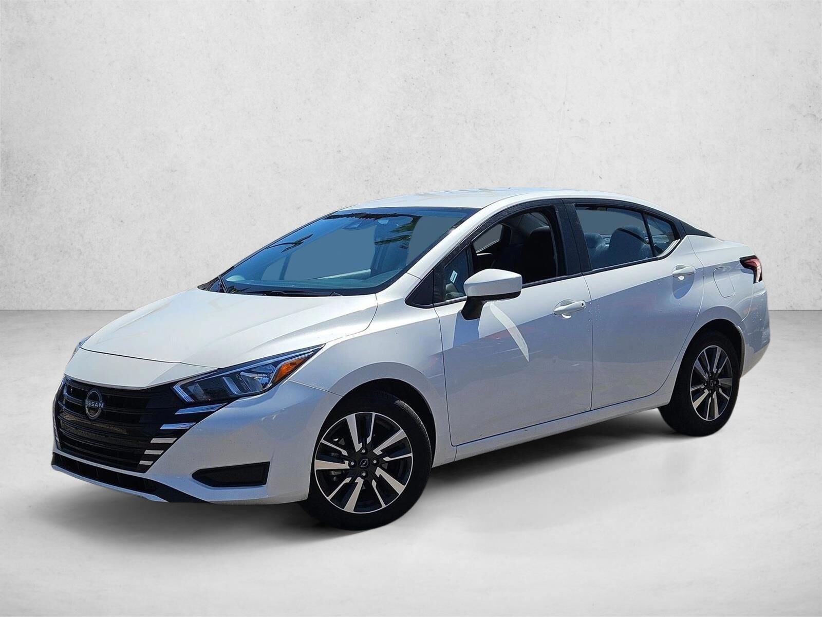 2024 NISSAN Versa