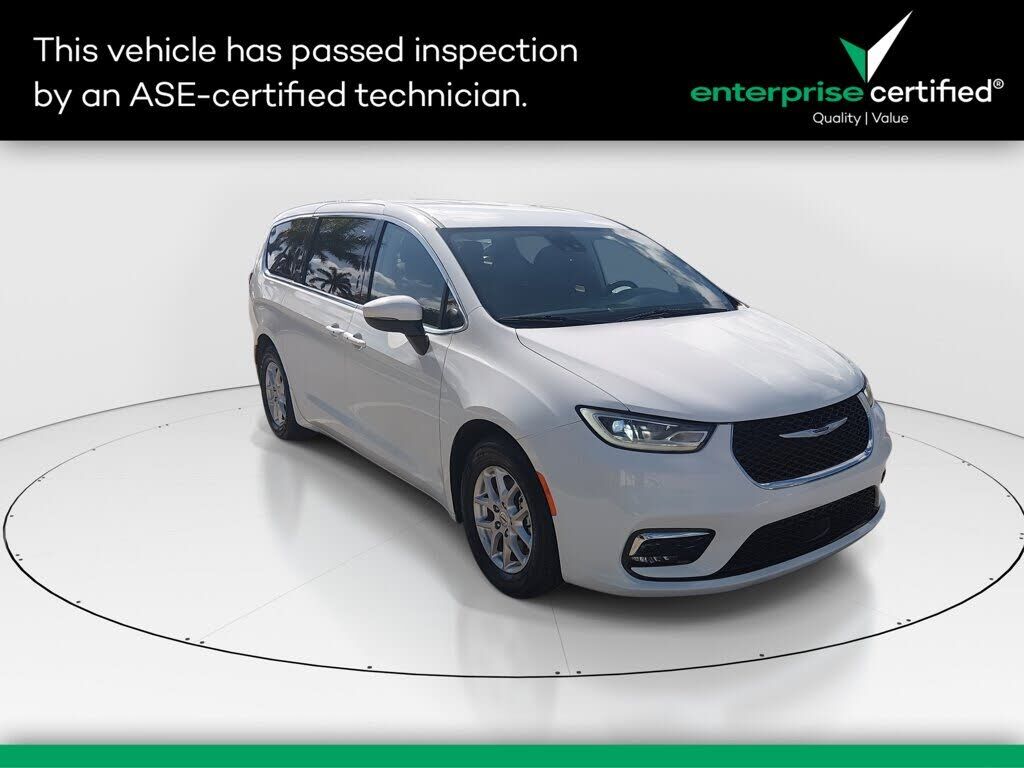 2023 CHRYSLER Pacifica