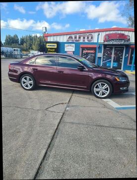 2014 VOLKSWAGEN Passat