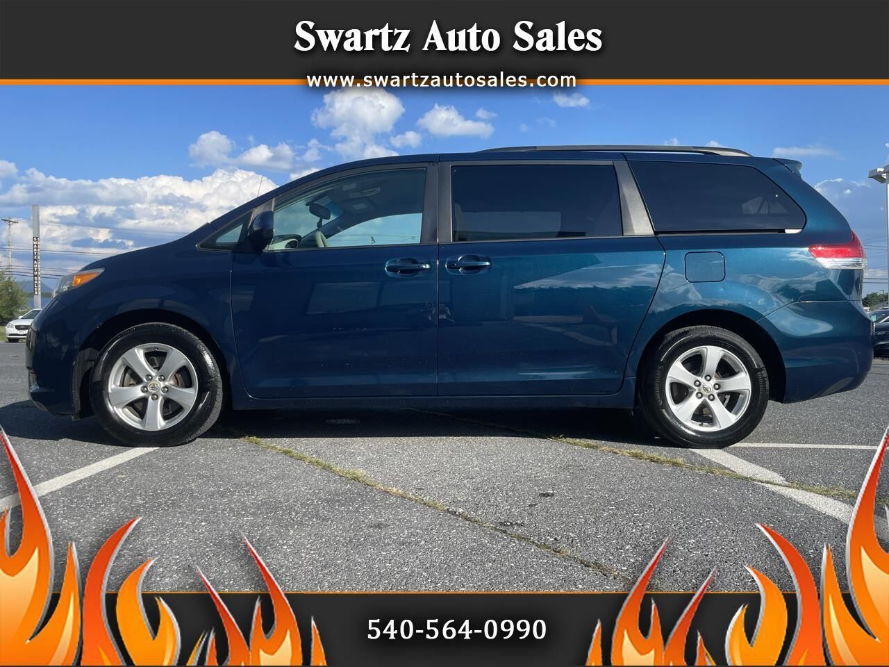 2012 TOYOTA Sienna