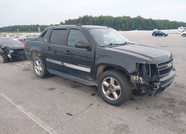2013 CHEVROLET Avalanche
