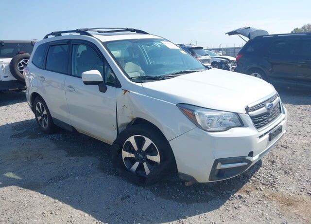 2018 SUBARU Forester