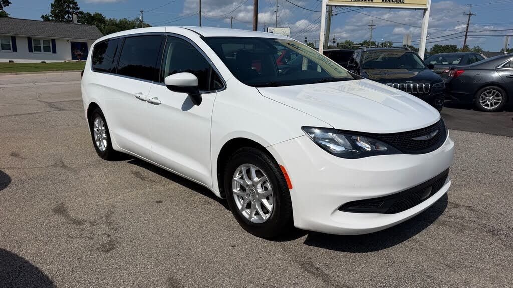 2022 CHRYSLER Pacifica