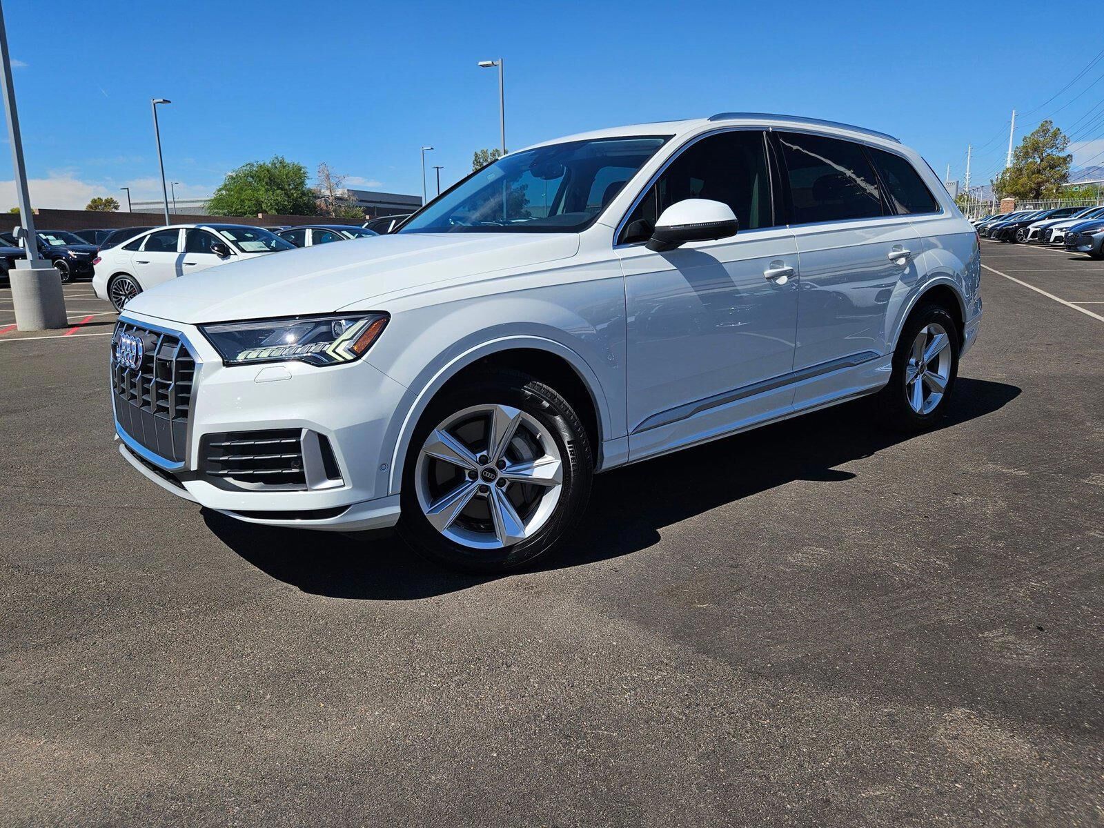 2023 AUDI Q7