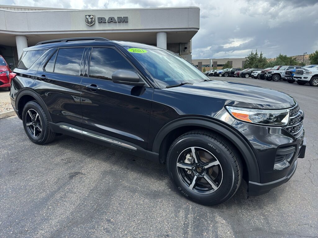 2021 FORD Explorer