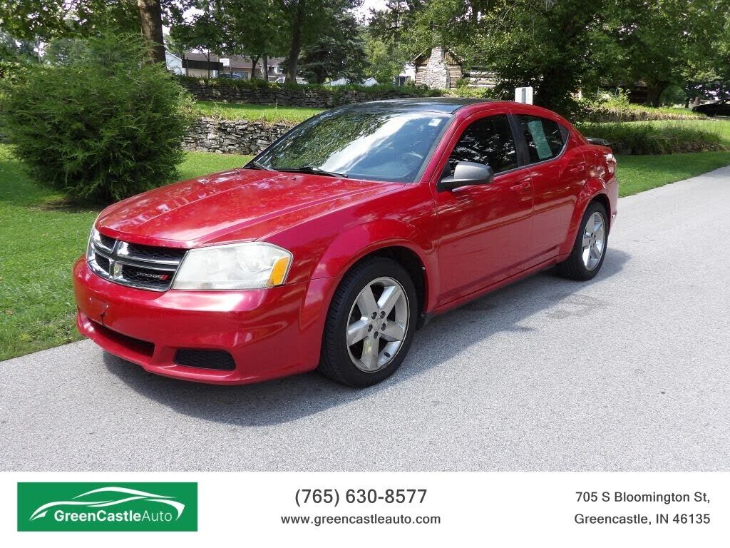 2013 DODGE Avenger