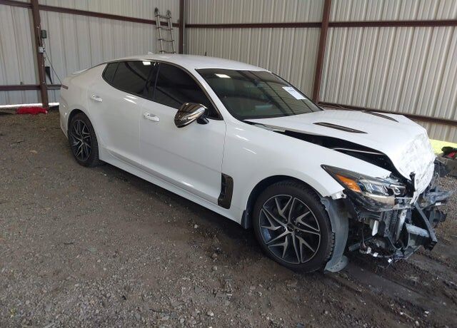 2022 KIA Stinger