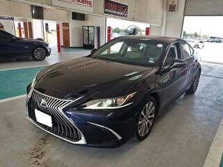 2021 LEXUS ES
