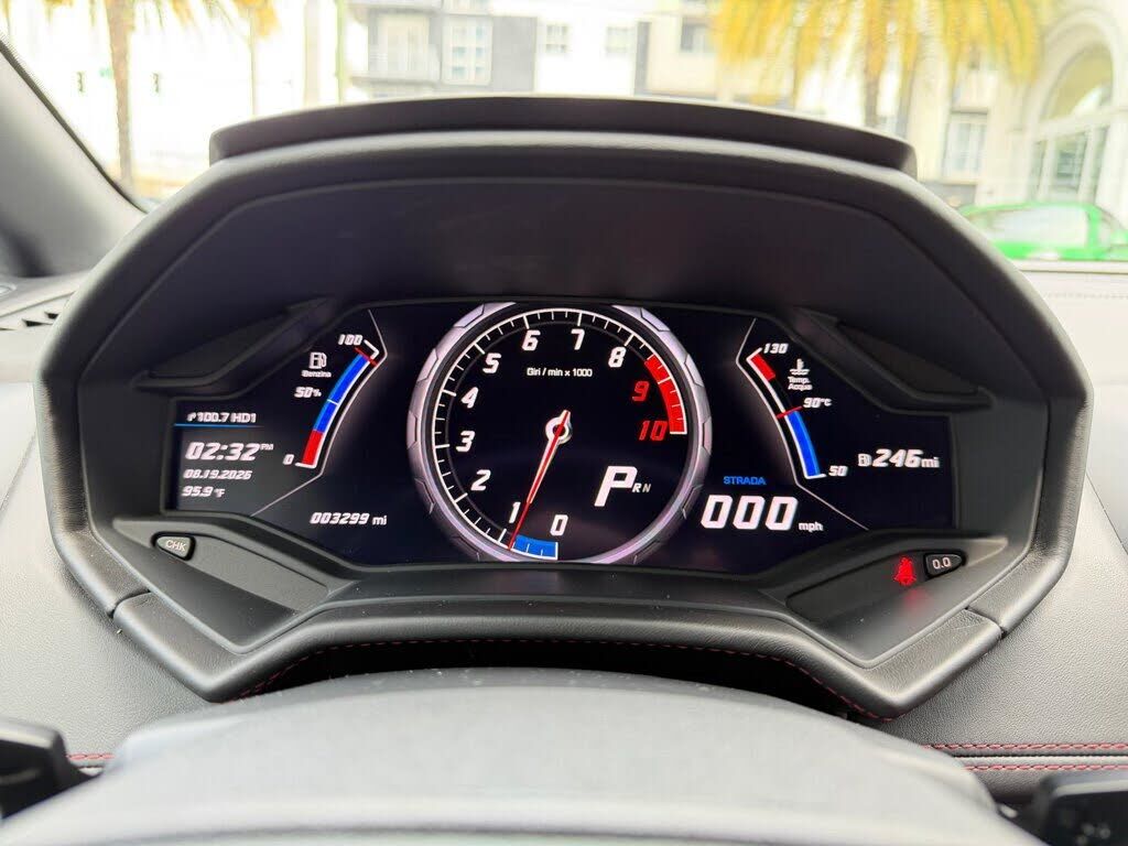 2016 LAMBORGHINI Huracan