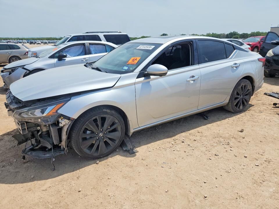 2021 NISSAN Altima