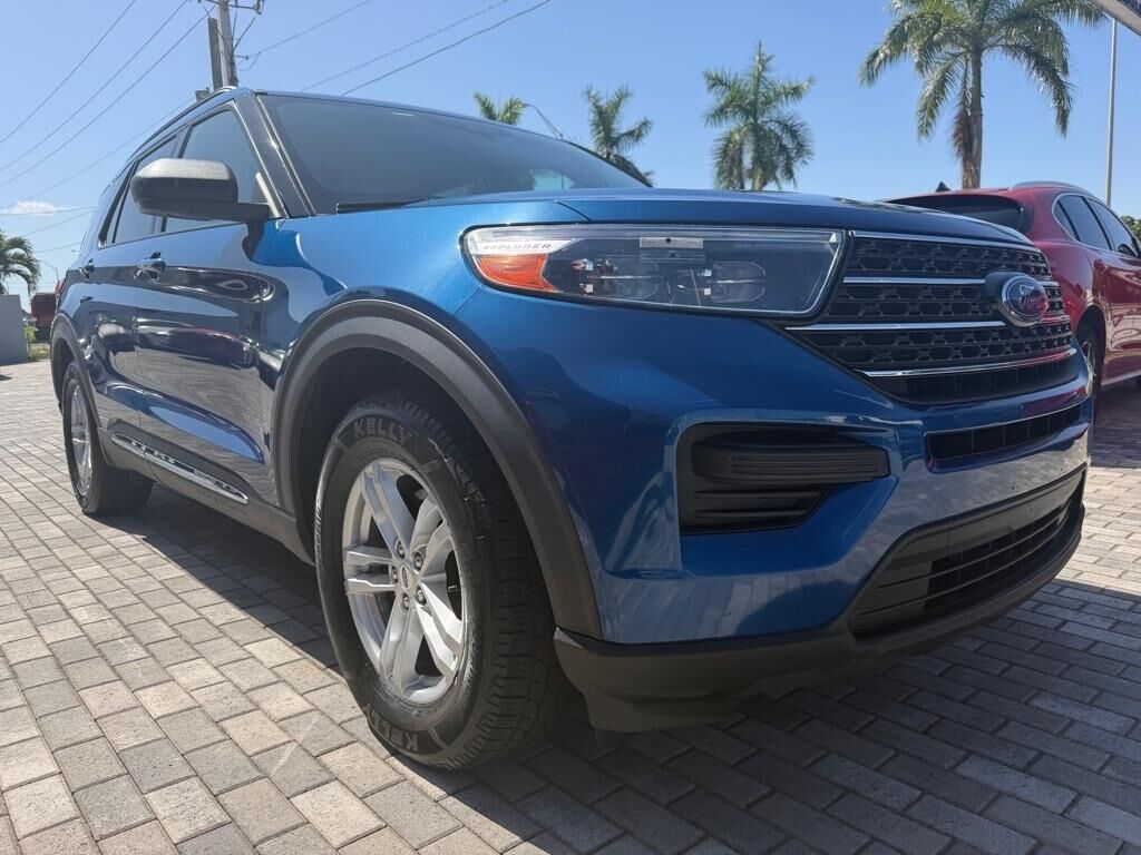 2020 FORD Explorer