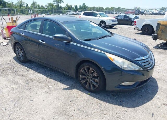 2011 HYUNDAI Sonata