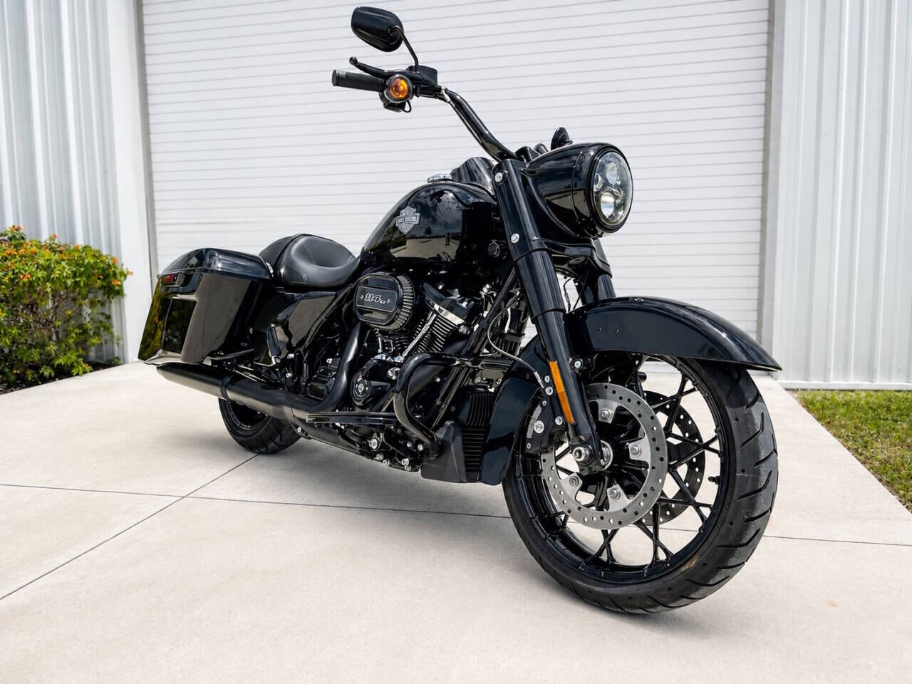 2025 HARLEY DAVIDSON Road King
