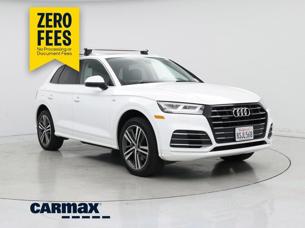 2020 AUDI Q5 e