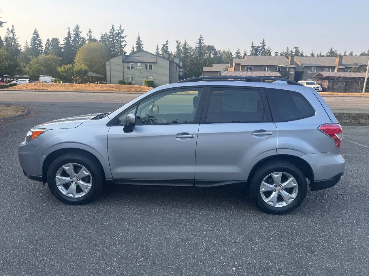 2016 SUBARU Forester