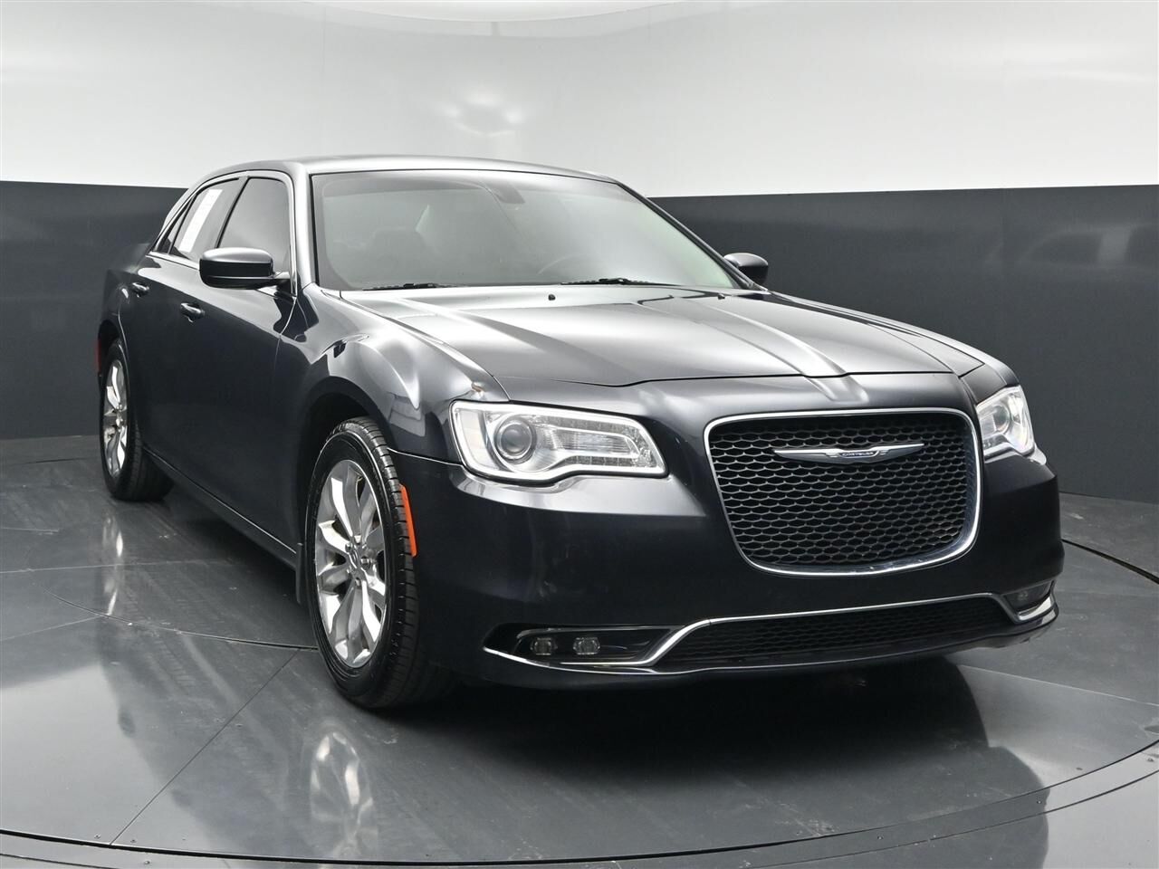 2017 CHRYSLER 300
