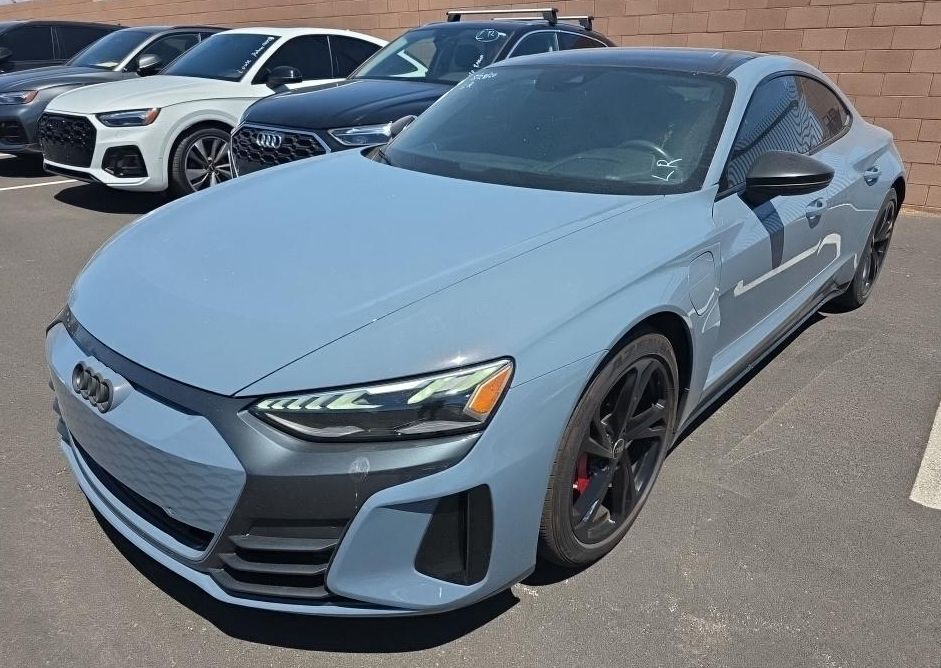 2023 AUDI e-tron GT