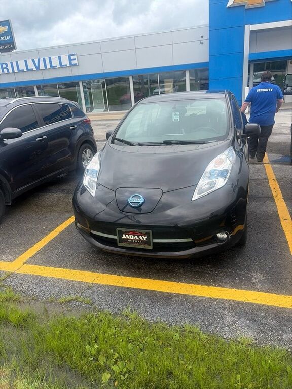 2013 NISSAN Leaf