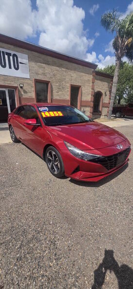 2023 HYUNDAI Elantra
