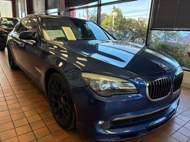 2011 BMW 7 Series