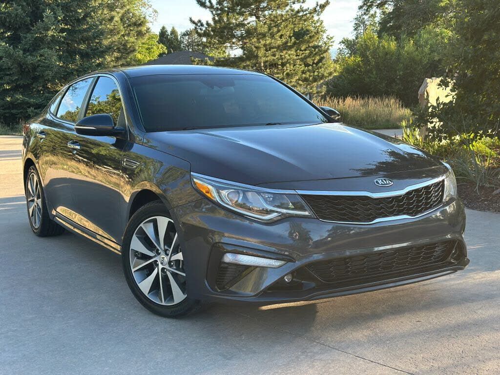 2019 KIA Optima
