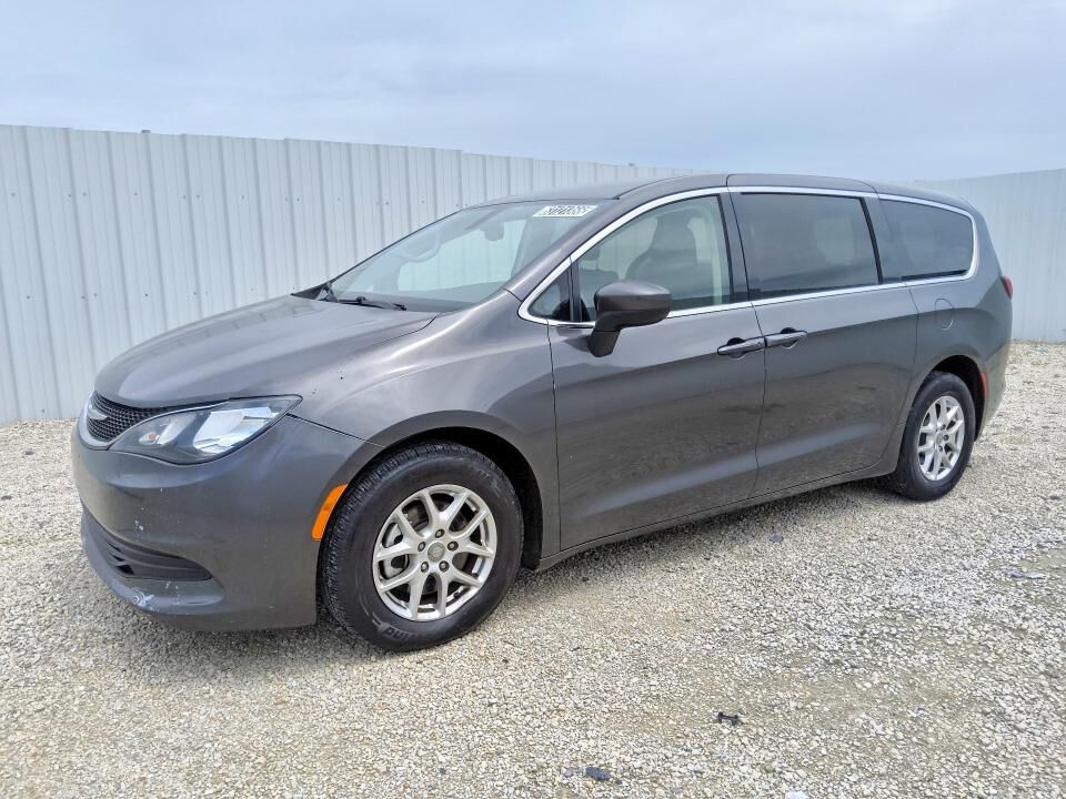 2020 CHRYSLER Voyager