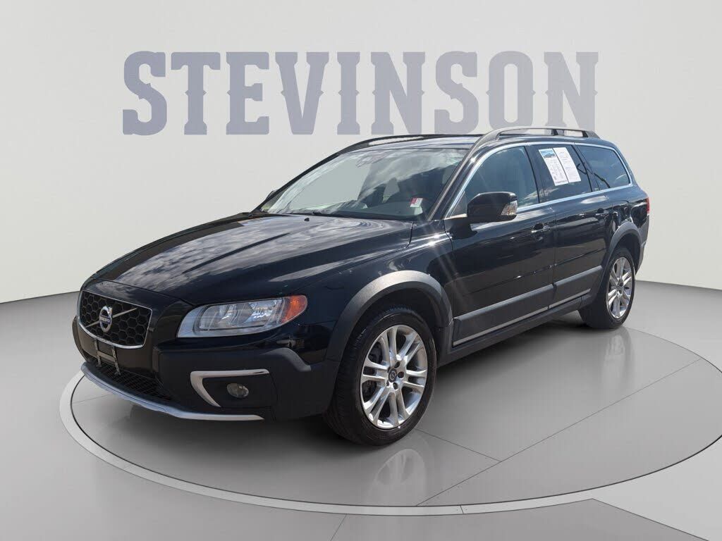 2016 VOLVO XC70