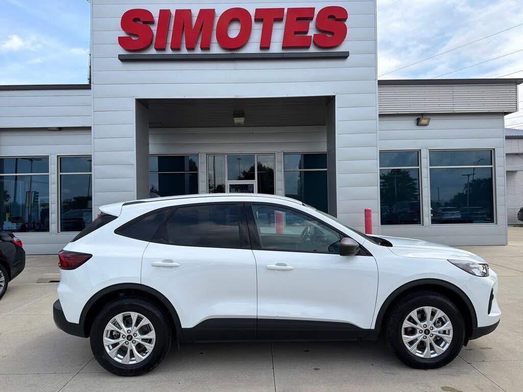 2025 FORD Escape