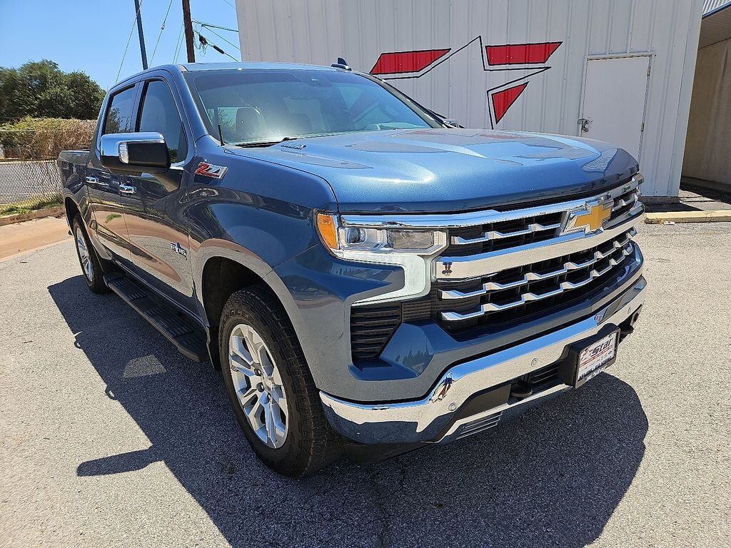 2024 CHEVROLET Silverado