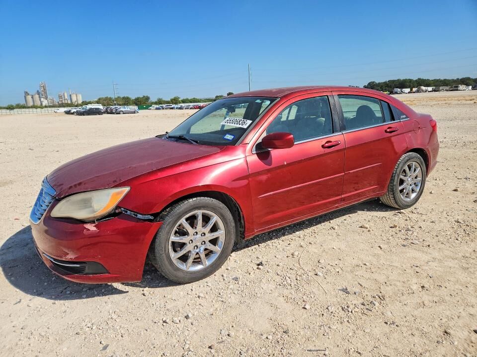 2013 CHRYSLER 200