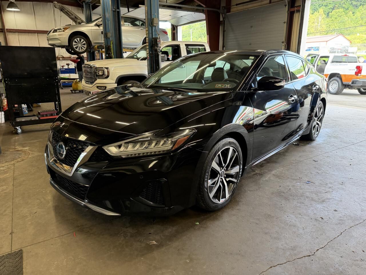 2019 NISSAN Maxima