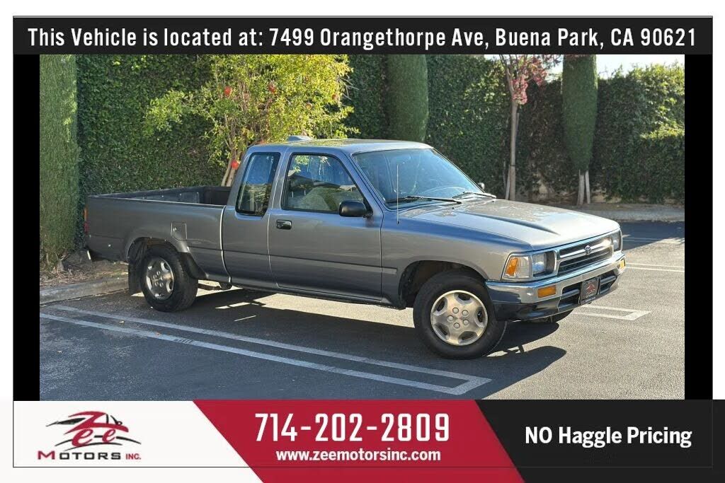 1995 TOYOTA Pick-Up