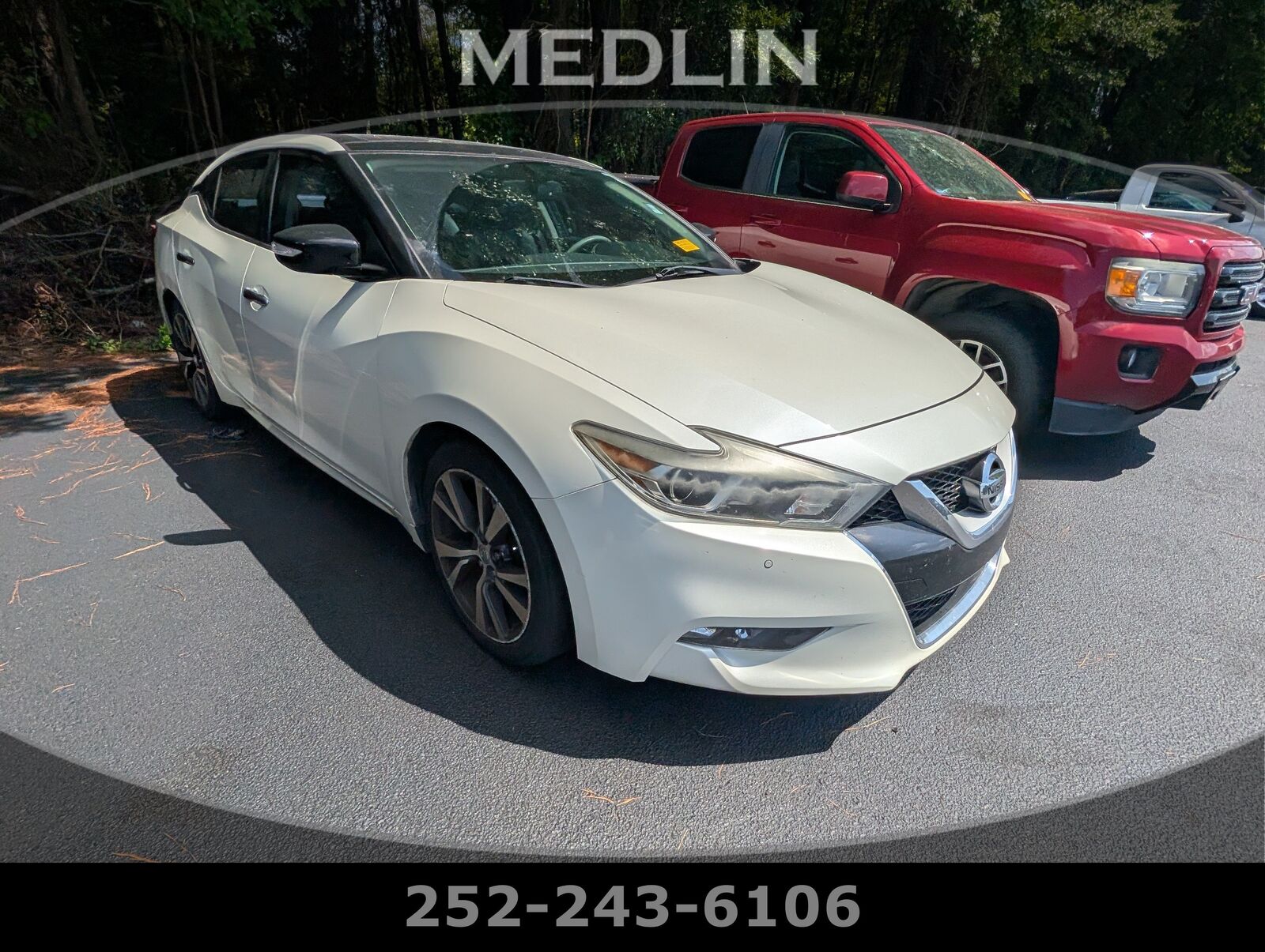 2017 NISSAN Maxima