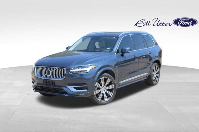 2022 VOLVO XC90