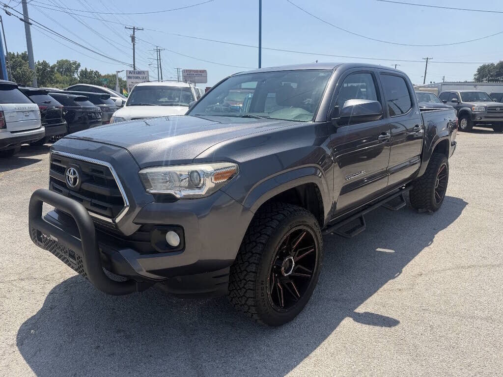 2016 TOYOTA Tacoma