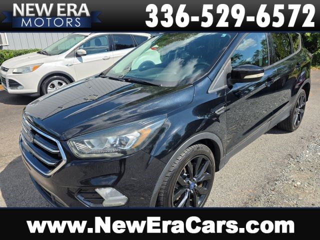 2017 FORD Escape