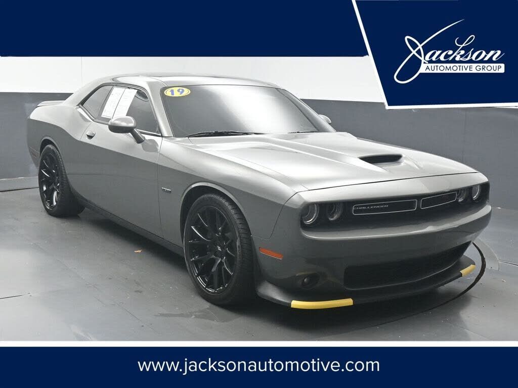 2019 DODGE Challenger